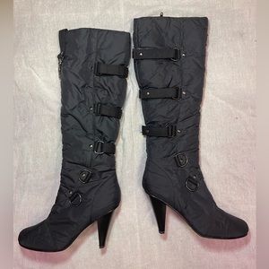Black Cute Boots size 6.5!!